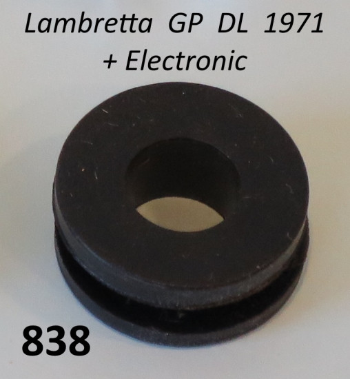 Lambretta horn fixing rubbers from 1968-1969 + rear light fixing Lambretta GP/DL last production 1971