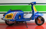 Sella speciale per monoscocca posteriore Lambretta in vetroresina. Nera con cuciture blu