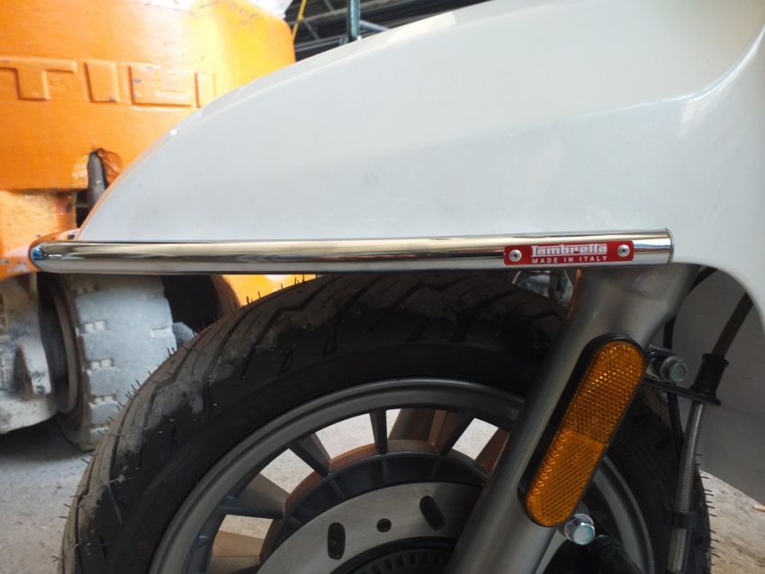 Bumper front chrome fix for New Lambretta (FOR FIXED TYPE FRONT MUDGUARD ONLY)