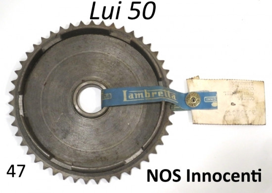 Original NOS 47T clutch bell sprocket for crownwheel for Lambretta Lui