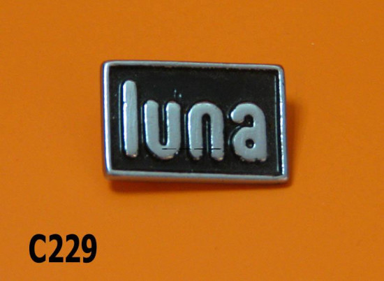 'Luna' legshield badge