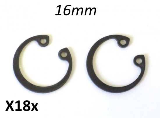 Pair of original type 16mm piston circlipsLambretta LI + TV + SX + Special + DL + Serveta + J100/125