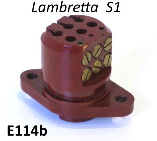 Bakelite electrical connector block for LT flywheel wires (on top of magneto flange) Lambretta S1