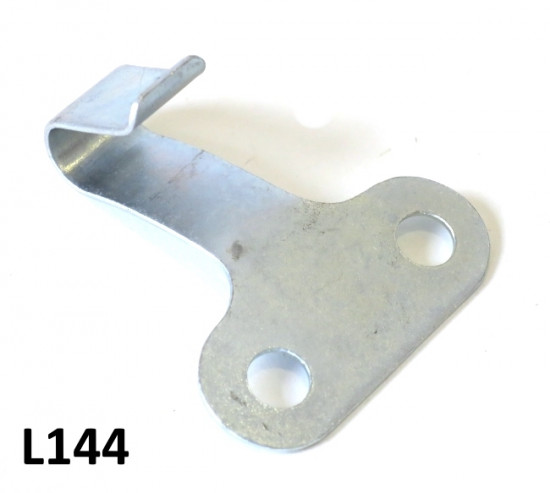 Rear brake cable guide clip on top of engine Lambretta LI + TV2/3 + SX + Special + GP/DL + Serveta