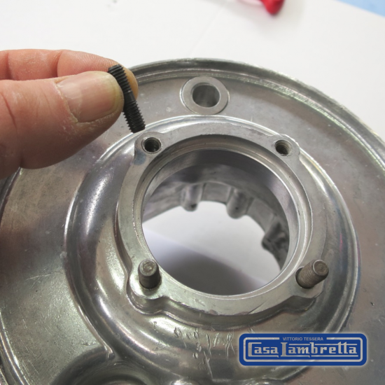 Stud for rear hub bearing fixing plate Casa Lambretta for Lambretta LI + SX + TV2/3 + GP/DL