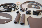 COMPLETE HIGH QUALITY ITALIAN MADE rubber parts set for Lambretta LI150 Series 3