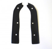 Pair of black mudguard - legshield rubbers for Lambretta GP DL