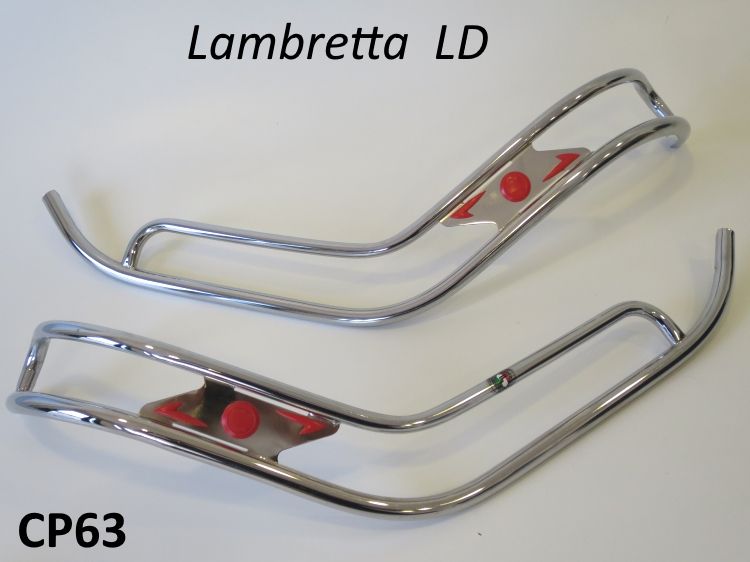 Doppio Bordo scudo Cuppini Ulma Replica per Lambretta LD125 + LD150 (gemme rosse)