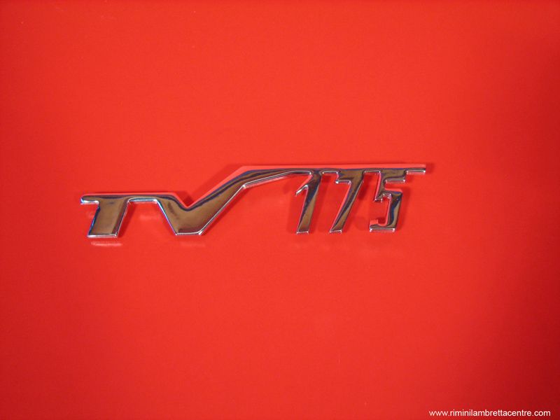 Scritta "TV 175" per cofani laterali Lambretta TV1 + TV2