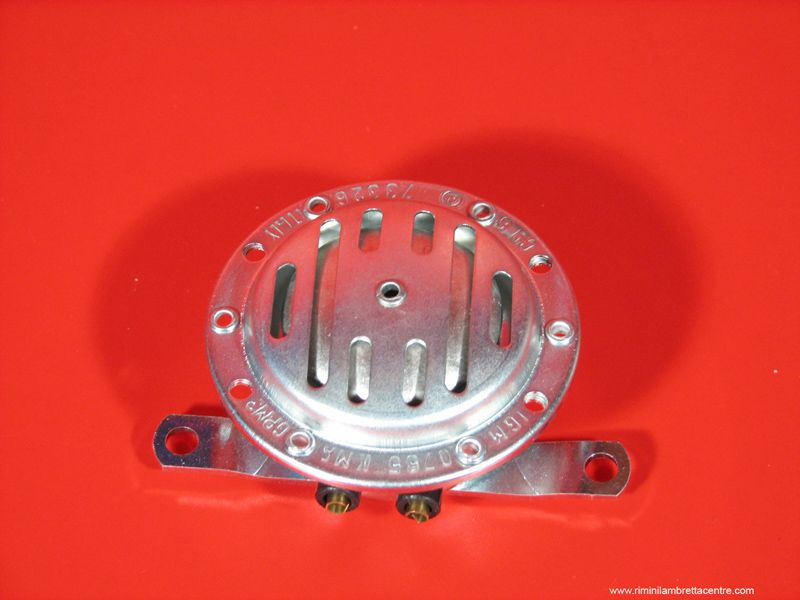 Clacson 6V AC (modelli senza batteria) per Lambretta LI S2 (mod. 125cc prodotti dalla seconda metà del 1960 al 1961) + S3 (mod. prodotti dal 1962 al 1968)