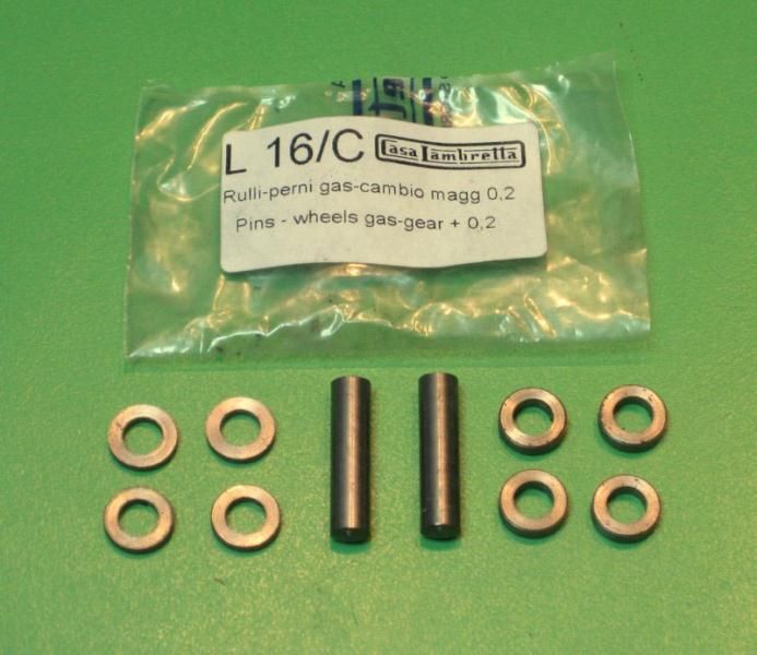 Set rulli e perni per comandi al manubrio gas / cambio maggiorati +0,2 mm Lambretta D + LD (mod. 1953)