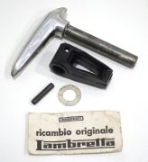 Maniglia cofano destro NOS Innocenti per Lambrettta S3 + Special + SX + TV3