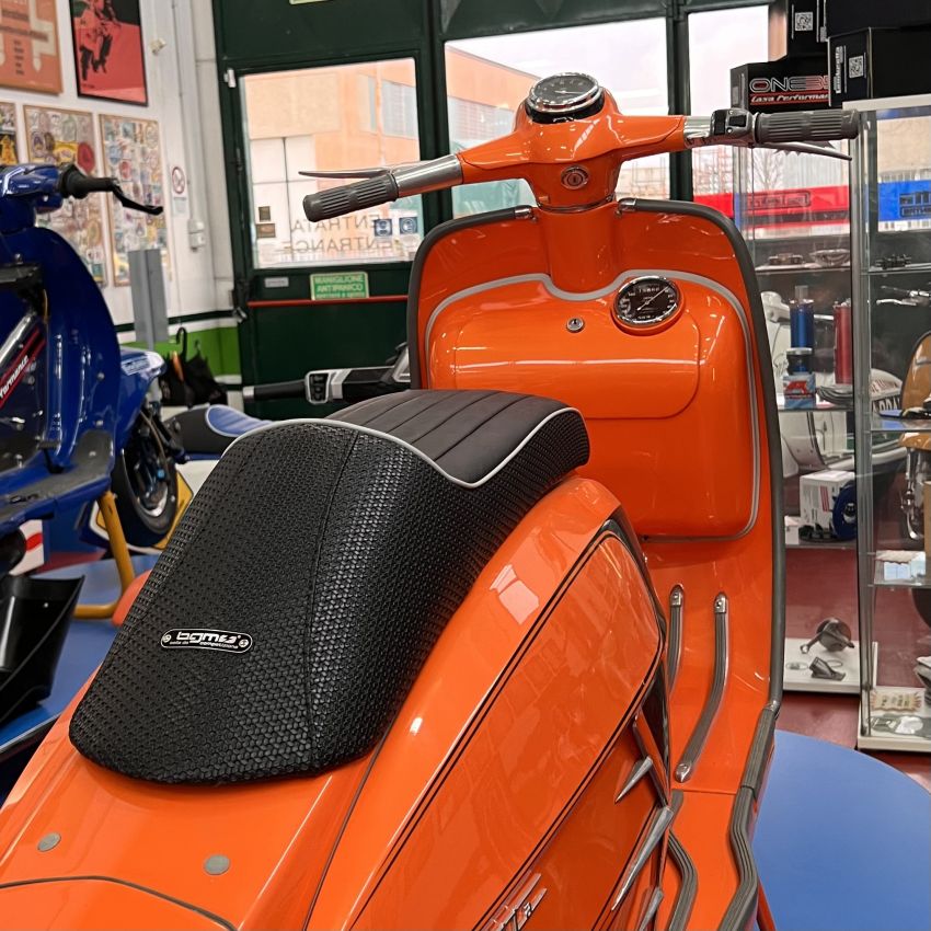 Sella -BGM Longtail - Lambretta LI, SX, TV, DL, GP - con snapper magnetico