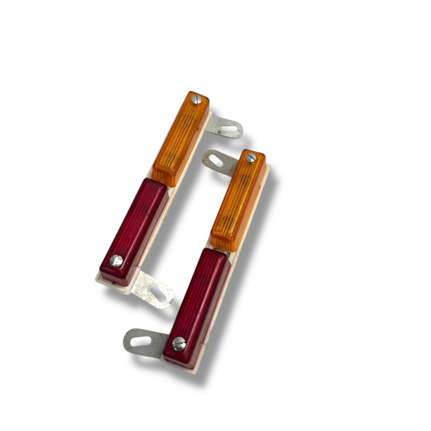 Set luci supplementari per targa Lambretta e Vespa NOS.