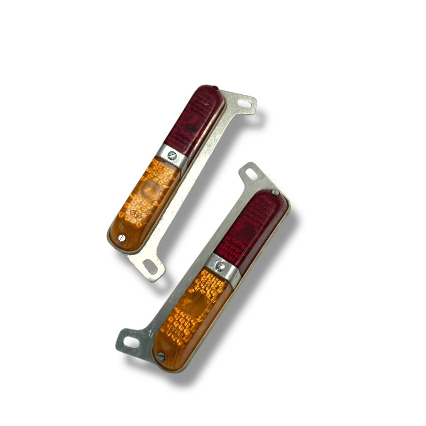 Set luci supplementari per targa Lambretta e Vespa NOS.