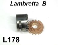 Gearchange control mechanism cogs Lambretta B